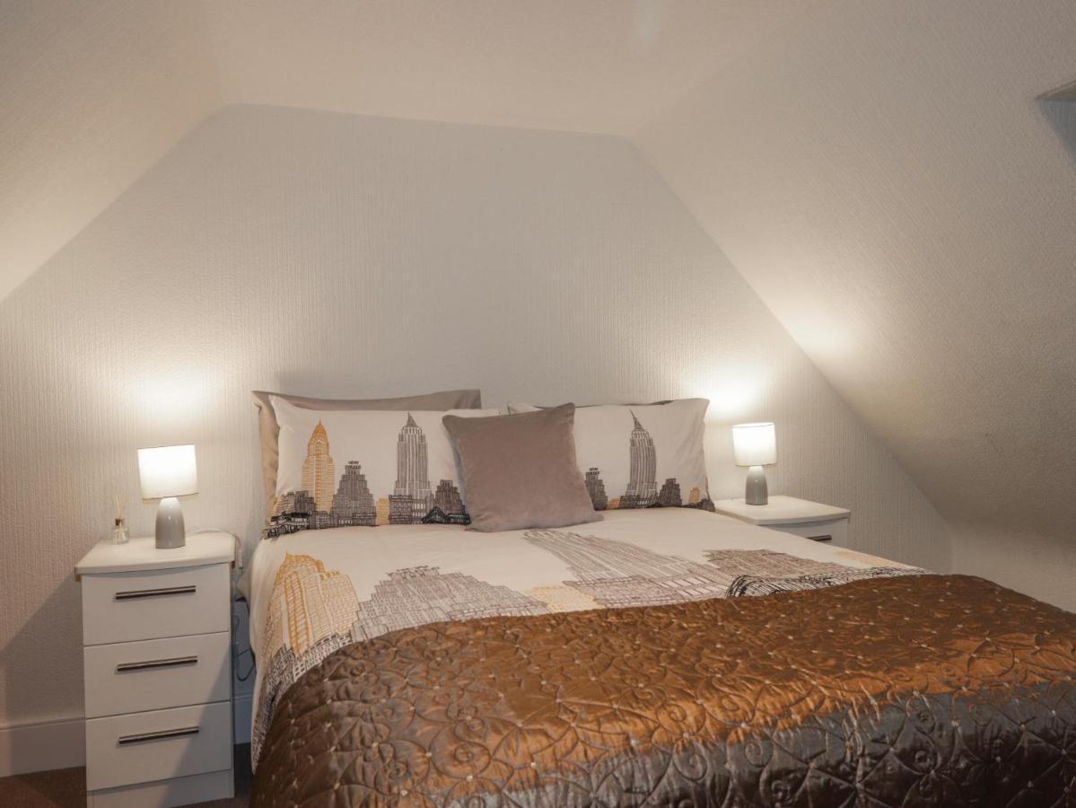 Nanville Beauly Esterno foto